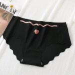 Women's Seamless Heart Print Cotton Panties with Scalloped Waistband