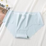 Women's Seamless Heart Print Cotton Panties with Scalloped Waistband